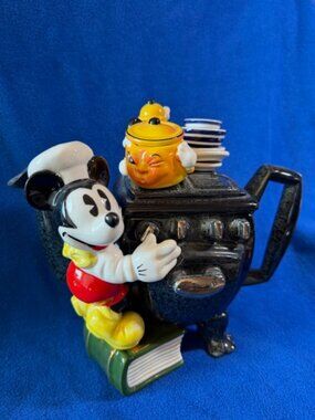 Cardew Disney Mickey Stove Teapot